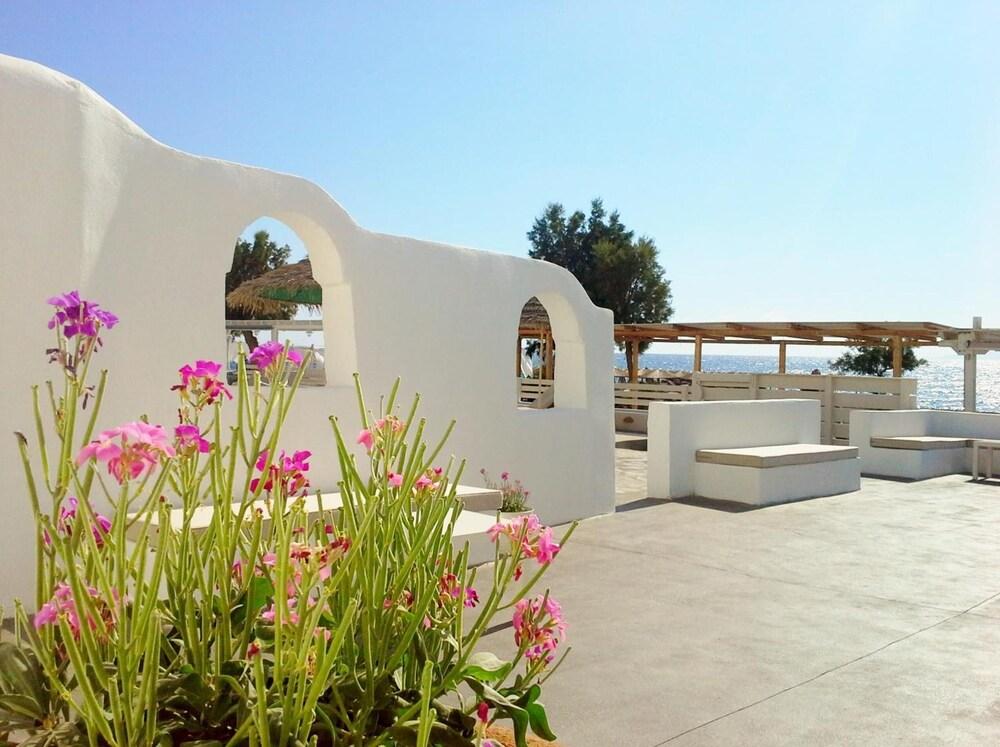 Elmarel Apartment Kamari  Exterior photo
