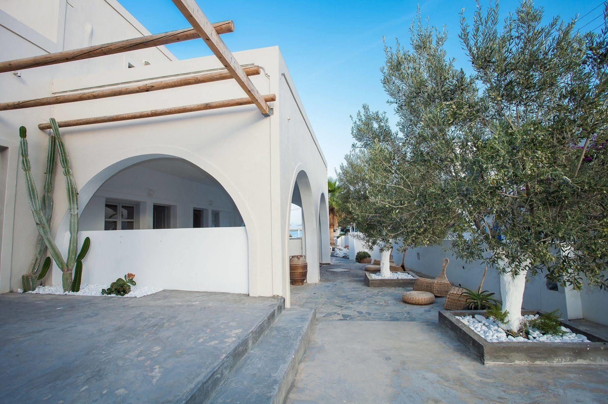 Elmarel Apartment Kamari  Exterior photo