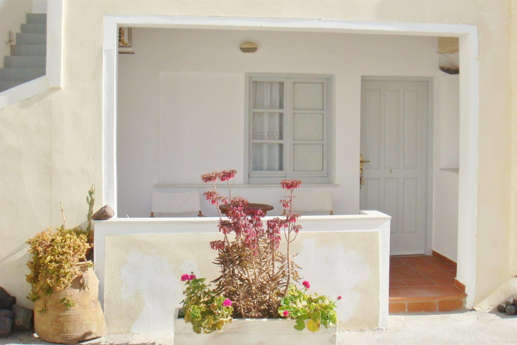 Elmarel Apartment Kamari  Exterior photo